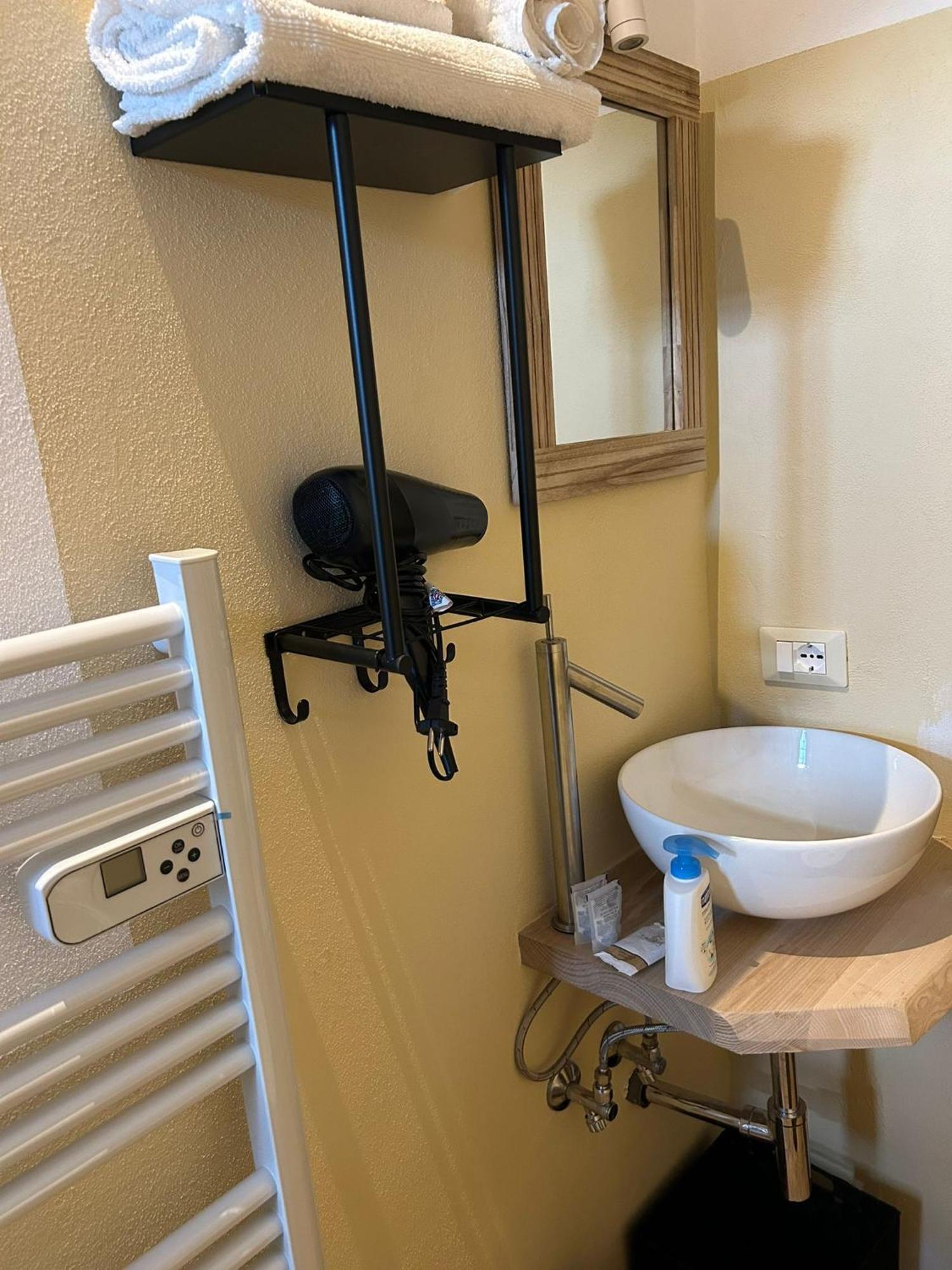 Borgo Di Mezzo Διαμέρισμα Castelnuovo dellʼAbate Εξωτερικό φωτογραφία